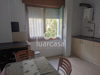 Piso en venta en Luarca, Alrededores Luarca, con 3 dormitorios y baño
