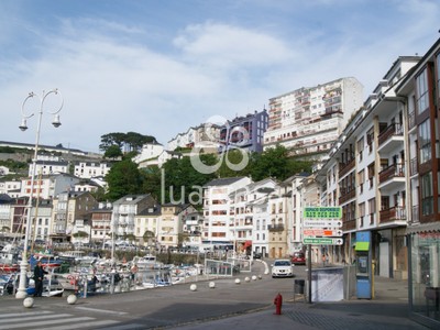 Piso en venta en Luarca, con 2 dormitorios y baño