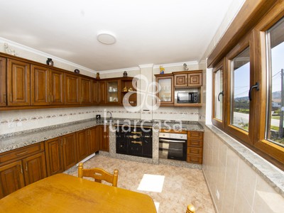 Casa en alquiler en Cudillero, Alrededores Cudillero, con 4 dormitorios, baño y terreno