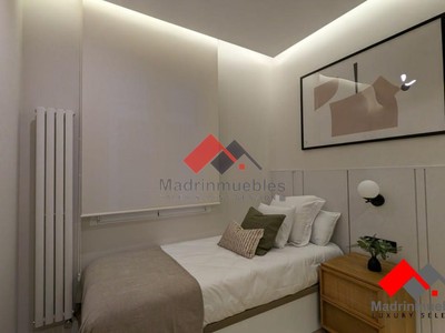 Piso en venta en Madrid, con 2 dormitorios y 2 baños