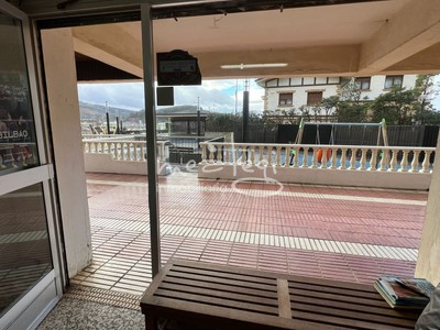 Locales en venta en Zierbena, La Playa