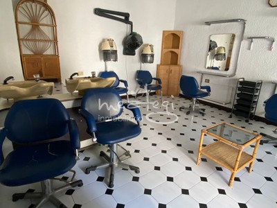 Locales en venta en Gallarta, Plaza Euskogudariak, con aseo