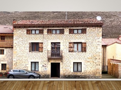 Casa en venta en Terradillos De Sedano, con 7 dormitorios, 6 baños y aseo