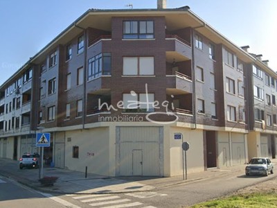 Piso en venta en Villarcayo, Villarcayo, con 3 dormitorios, 2 baños y 2 terrazas