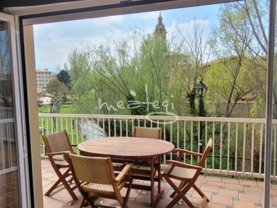 Piso en venta en Badaran, con 1 dormitorio, baño, plaza de garaje, trastero y terraza