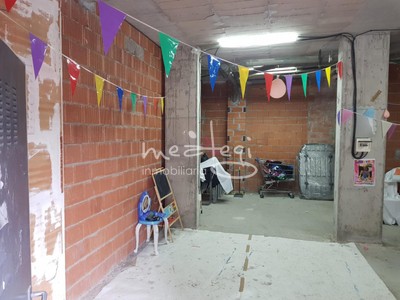 Lonja en venta en Barakaldo, Retuerto