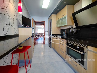 Piso en venta en Trapaga, Avda. Primero De Mayo, con 2 dormitorios y baño