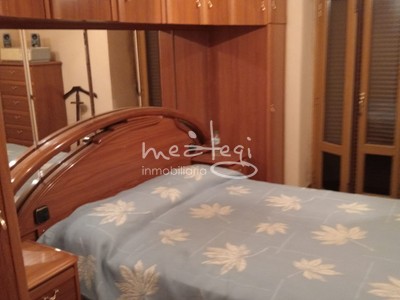 Piso en venta en Trapaga, La Arboleda, con 4 dormitorios, 2 baños y trastero