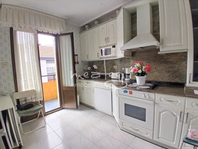 Piso en venta en Santurtzi, Antonio Alzaga, con 2 dormitorios, baño y balcón