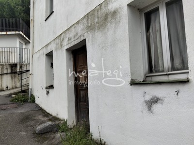 Piso en venta en Abanto, La Balastera