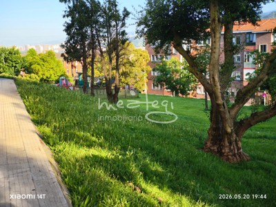 Piso en venta en Trapaga, San Gabriel, con 3 dormitorios, baño y balcón