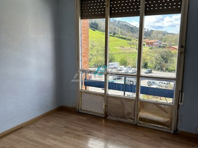 Piso en venta en Candas, Teatro Prendes, con 3 dormitorios y baño