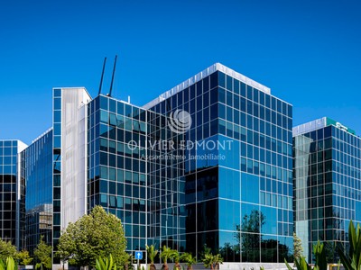 Oficina en alquiler en Madrid, Campo De Las Naciones., con 4 baños