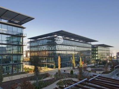 Oficina en alquiler en Madrid, Las Tablas, con 4 baños