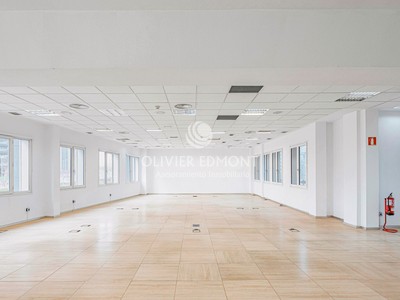 Oficina en alquiler en Madrid, Manoteras