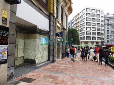 Locales en alquiler en Oviedo, Centro / Milicias, con 3 aseos