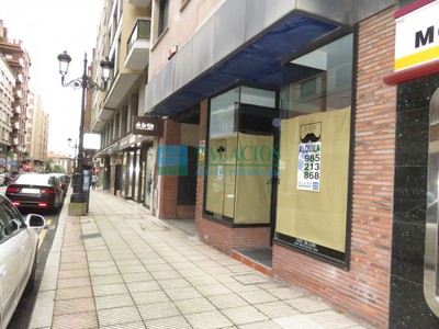Locales en alquiler en Oviedo, Plaza De América, con aseo