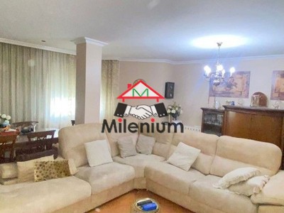 Piso en venta en Algeciras, Semi Centro, con 3 dormitorios, 2 baños, aseo, balcón y terraza