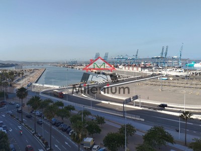 Piso en venta en Algeciras, Av Virgen Del Carmen, con 3 dormitorios, baño y balcón