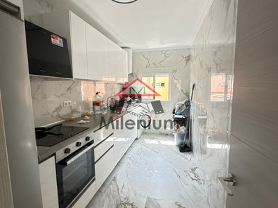 Piso en venta en Algeciras, Toreros, con 3 dormitorios y baño