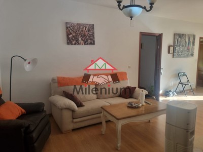 Piso en venta en Algeciras, Semicentro, con 4 dormitorios, 3 baños, balcón y 2 terrazas
