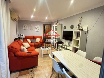 Piso en venta en Algeciras, Toreros, con 3 dormitorios y baño