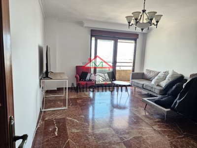 Piso en venta en Algeciras, Av Virgen Del Carmen, con 4 dormitorios, 2 baños y balcón