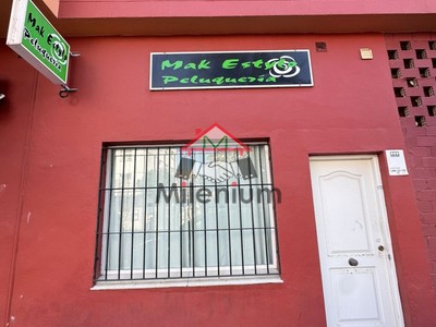 Locales en venta en Algeciras, Agustin Balsamo, con baño