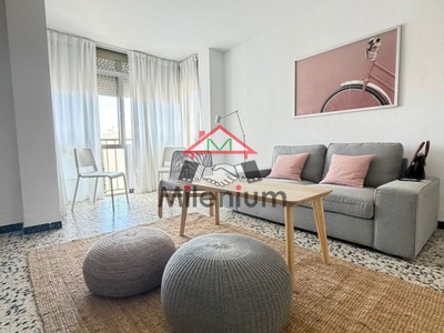 Piso en venta en Algeciras, Reconquista, con 3 dormitorios, baño y trastero
