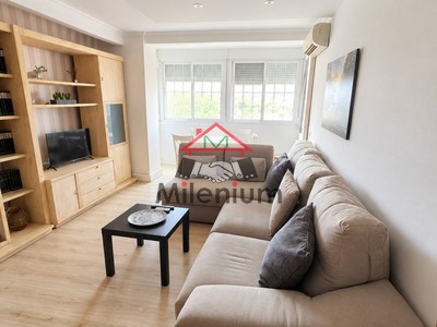 Piso en venta en Algeciras, Av Virgen Del Carmen, con 2 dormitorios, baño y balcón