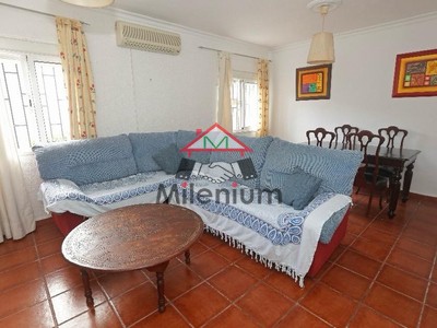 Piso en venta en Algeciras, Av La Caña, con 2 dormitorios y baño