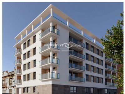 Piso de obra nueva en venta en Valencia - Quatre Carreres, con 3 dormitorios y 2 baños