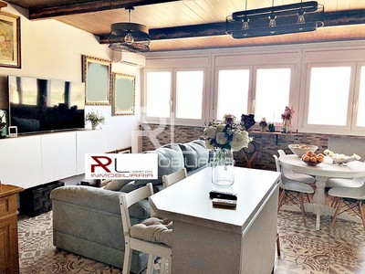 Piso en venta en Maqueda, con 5 dormitorios, 2 baños, plaza de garaje, trastero y terraza