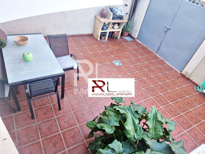 Adosado en venta en Estación De Cártama, Zona Del Mercadona, con 4 dormitorios, 2 baños, plaza de garaje y terraza