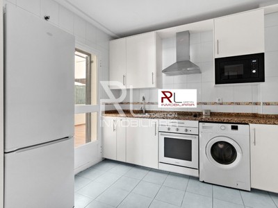 Piso en venta en Estación De Cártama, Zona De Carrefour, con 3 dormitorios, 2 baños y terraza