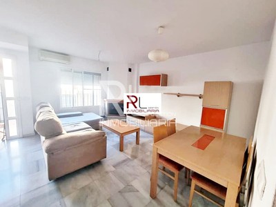 Adosado en venta en Estación De Cártama, La Almendrera, con 3 dormitorios, 2 baños, plaza de garaje y 2 balcones