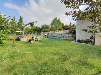 Chalet en venta en Franco, Franco, con 4 dormitorios, 2 baños, plaza de garaje y terreno