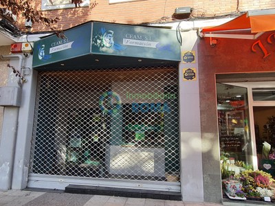 Local en venta en Vitoria, San Cristobal, con 2 baños