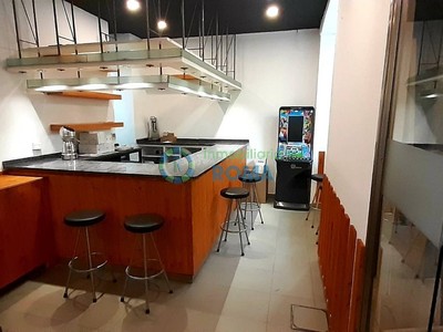 Bar en venta en Vitoria, Ariznavarra, con 2 baños
