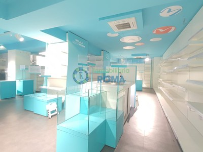 Local en venta en Vitoria, Centro, con 2 baños