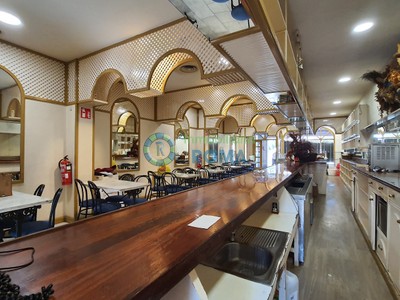 Local en alquiler en Vitoria, Avenida Gasteiz, con 2 baños