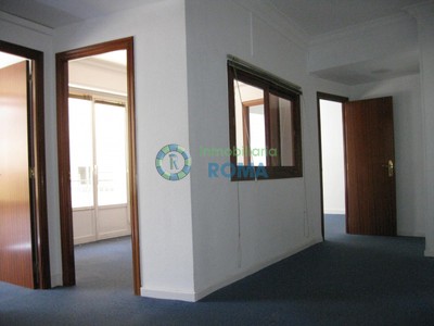 Oficina en alquiler en Vitoria, Centro