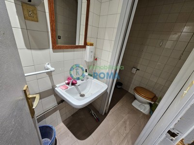 Local en alquiler en Vitoria, con baño