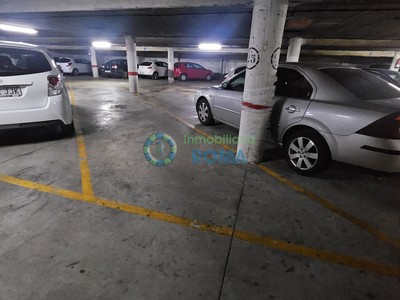 Garaje en venta en Vitoria, Arambizkarra