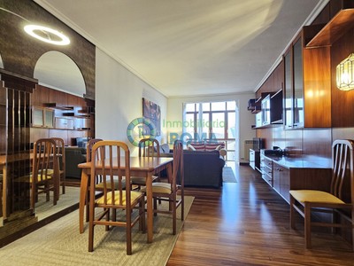 Piso en venta en Vitoria, Centro, con 3 dormitorios, 2 baños, plaza de garaje y trastero