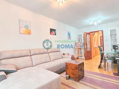 Adosado en venta en Alegria-dulantzi, con 3 dormitorios, 2 baños, aseo y plaza de garaje