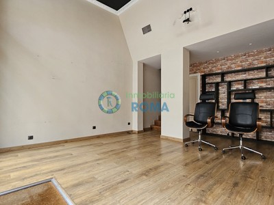 Local en venta en Vitoria, con aseo
