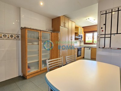 Chalet en venta en Alegria-dulantzi, con 4 dormitorios, 2 baños, 2 aseos, trastero y terreno