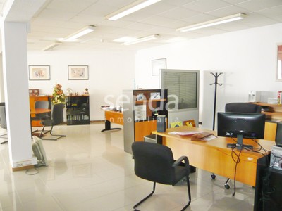 Oficina en venta en Vitoria, Lovaina, con 2 baños