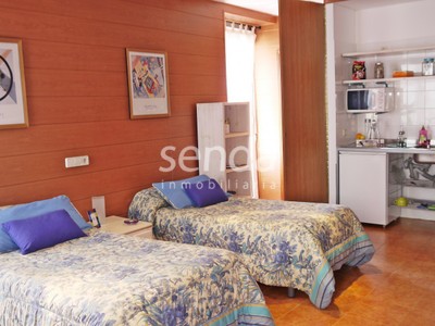 Piso en venta en Vitoria, Centro, con 4 dormitorios y 4 baños